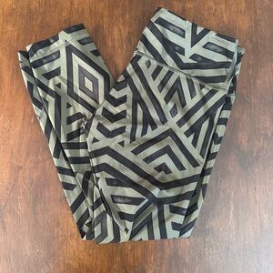 lululemon athletica Black and Olive Geometric Leggings